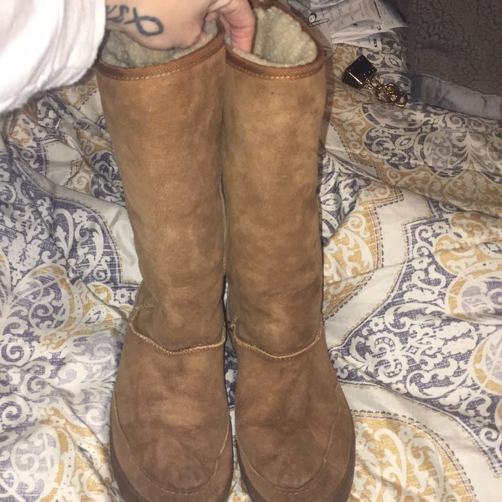 Brown ugg boots